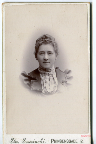 Bilde fra et album - tilhørte Anna Olsen 1. oktober 1899 (14)